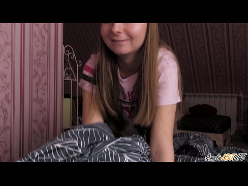 ❤️ Blondie анын BFF анын терең соруп жана анын оозуна сперма алат ❤❌ Секс видео боюнча бизде ❌️